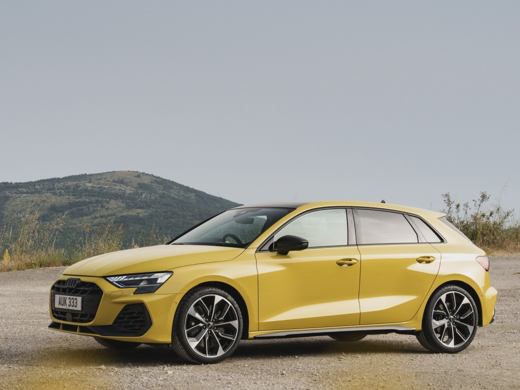 Audi S3 Sportback 333hp (Automatic)